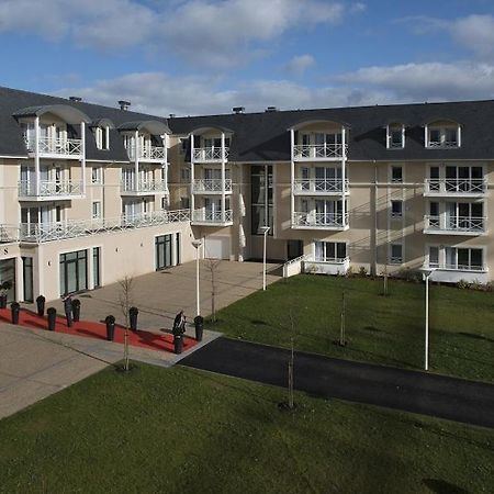 Domitys Le Carrousel Apart otel Cabourg Dış mekan fotoğraf